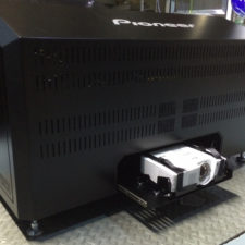 P社 ドライビングシミュレータ2015