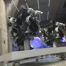 トラック５Lエンジンモデル