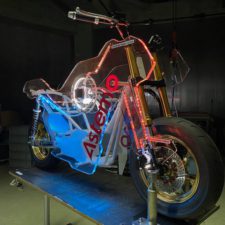 Astemoアクティブサス展示01